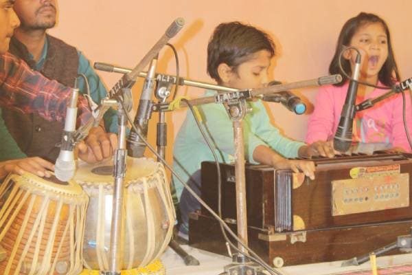 Students Of Swar Sadhna Sangeet College, Kotahpur